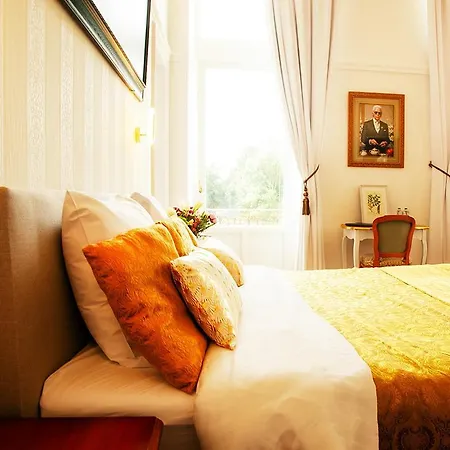 Chateau Morreau 4*