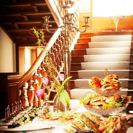 Chateau Morreau 4*