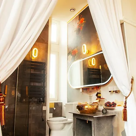 Chateau Morreau Bed & Breakfast 4*