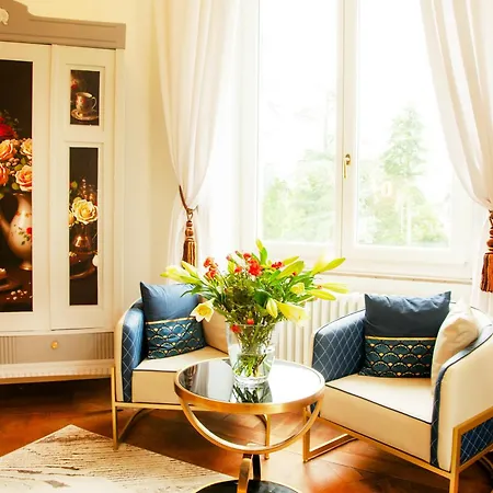 Bed & Breakfast Chateau Morreau 4*