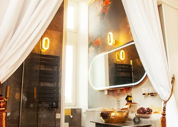 Chateau Morreau Bed & Breakfast 4*